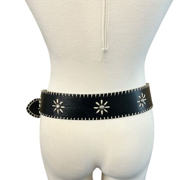 Women’s Black Leather Whipstitch Belt 2” Wide Bead Flowers Silver M main image 7